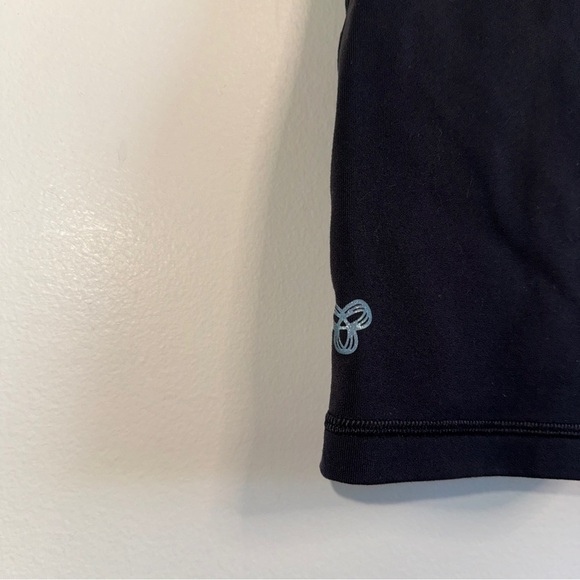 TnAction color black TnaLIFE™ Shake-It 5" Romper NWOT XS - Picture 6 of 9